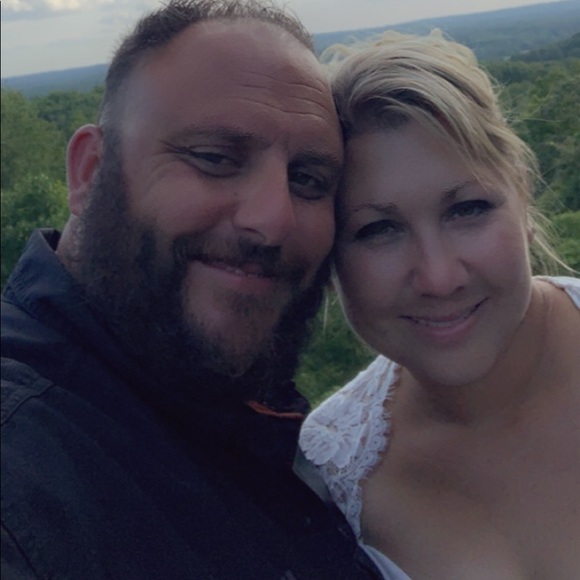 Meet your Posher, Kelly - Picture 2 of 4